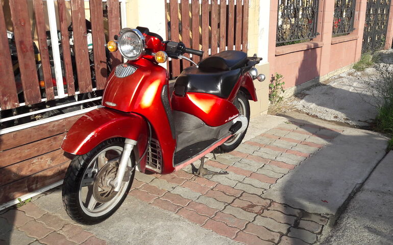 Aprilia Scarabeo